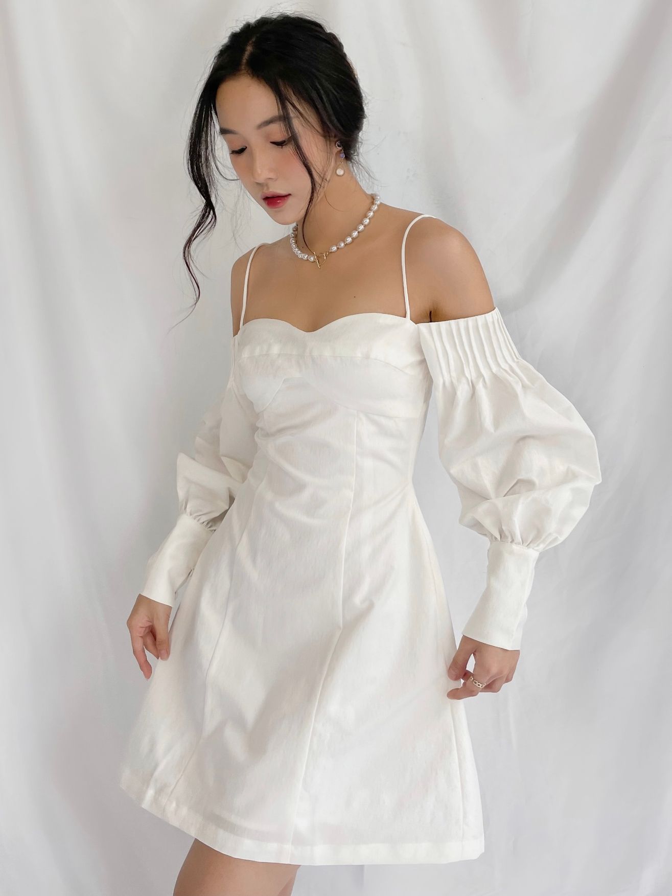 Đầm Ngắn Xesi