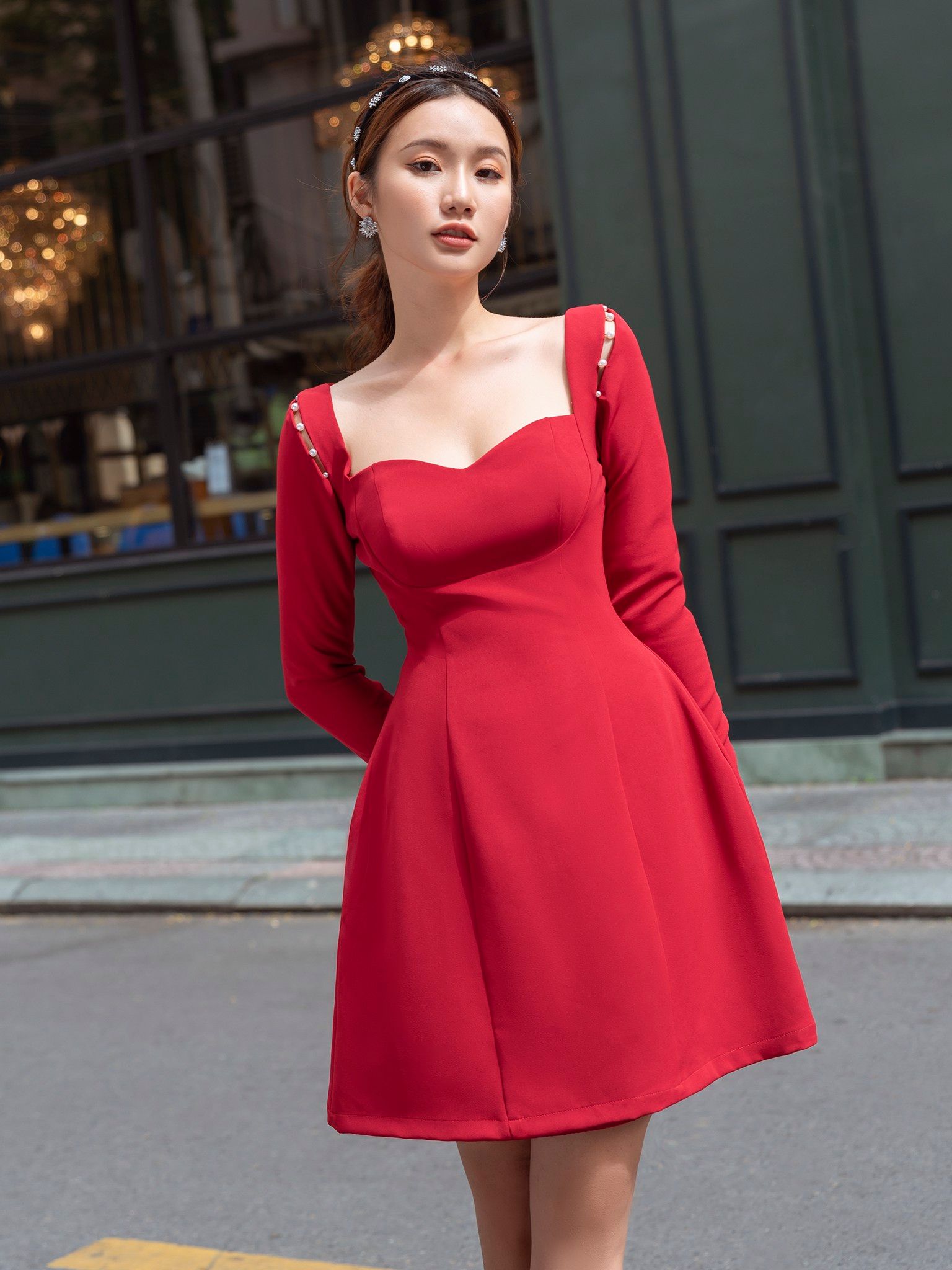 Đầm Ngắn Anne