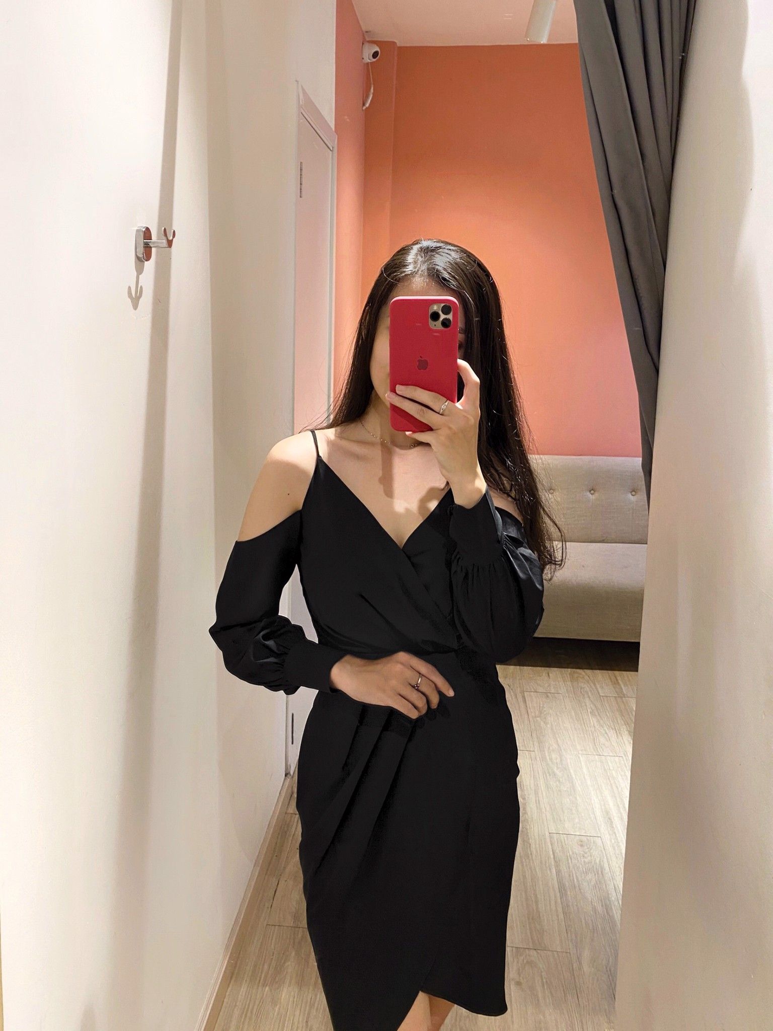 Đầm hai dây vạt chéo Quince