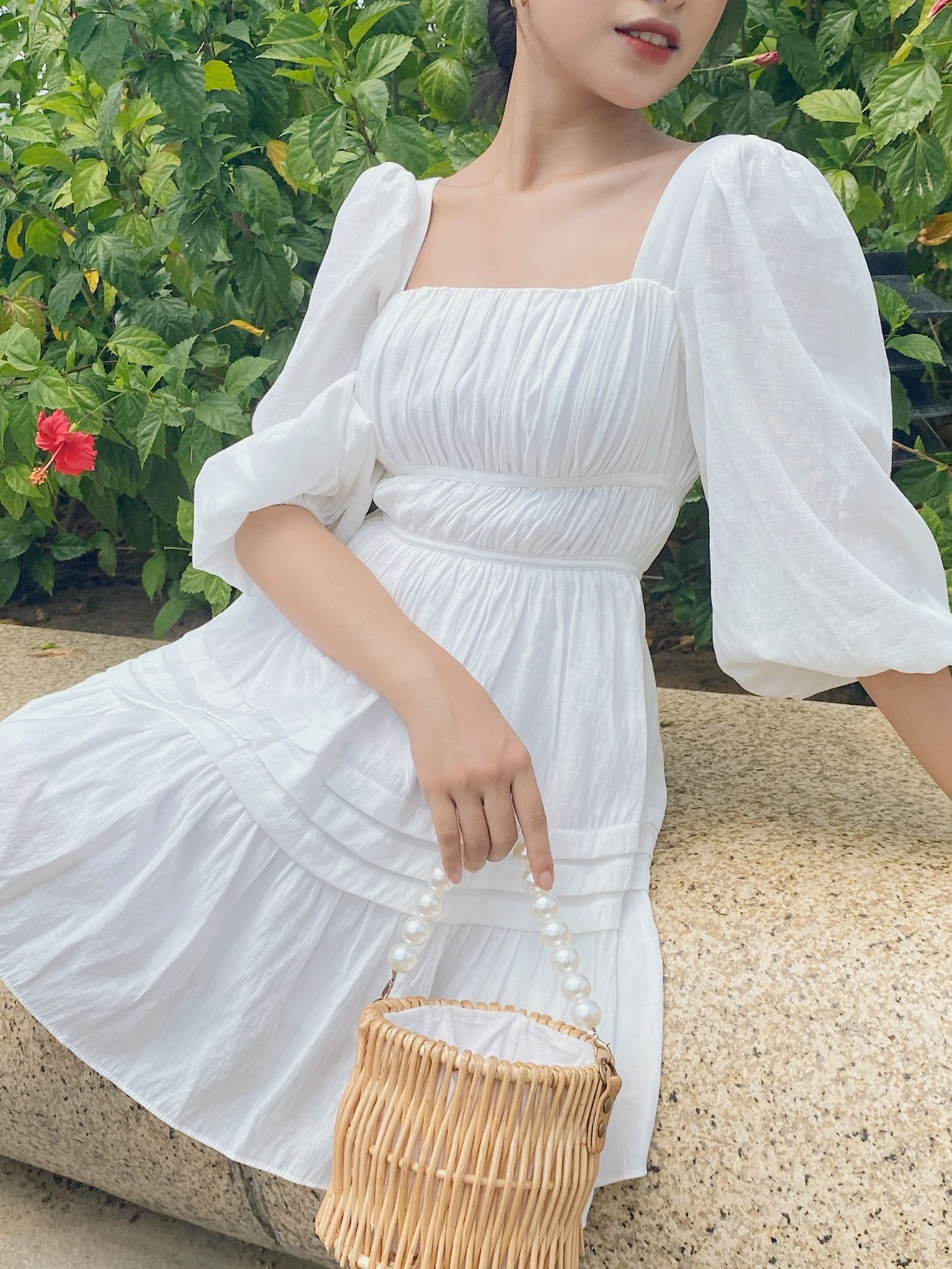 Đầm Ngắn Aronda Màu Trắng