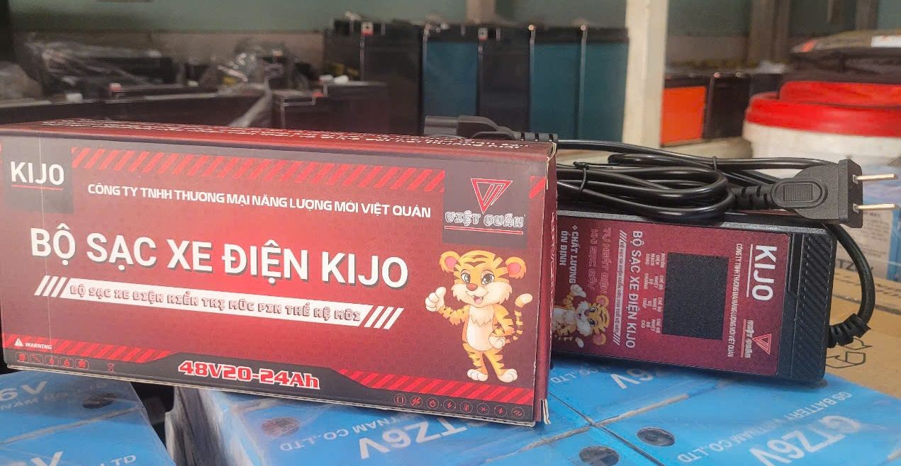 Bộ sạc ắc quy xe máy điện 48V-20Ah