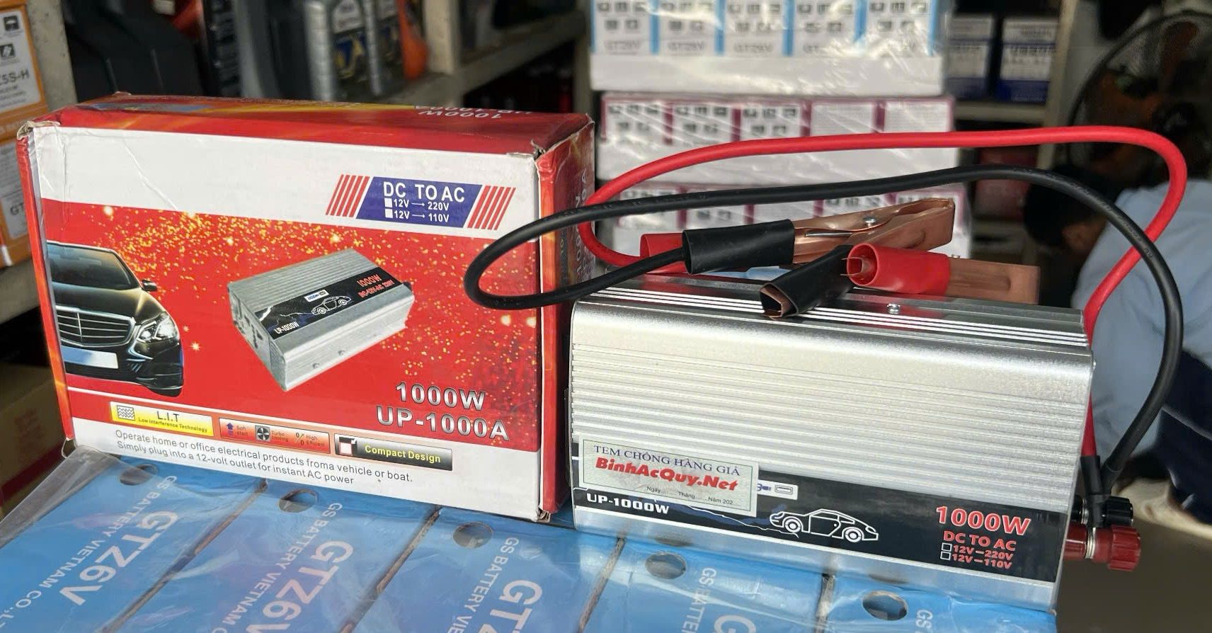 Bộ kích điện, chuyển ngồn ắc quy 12V sang 220V công suất 1000W
