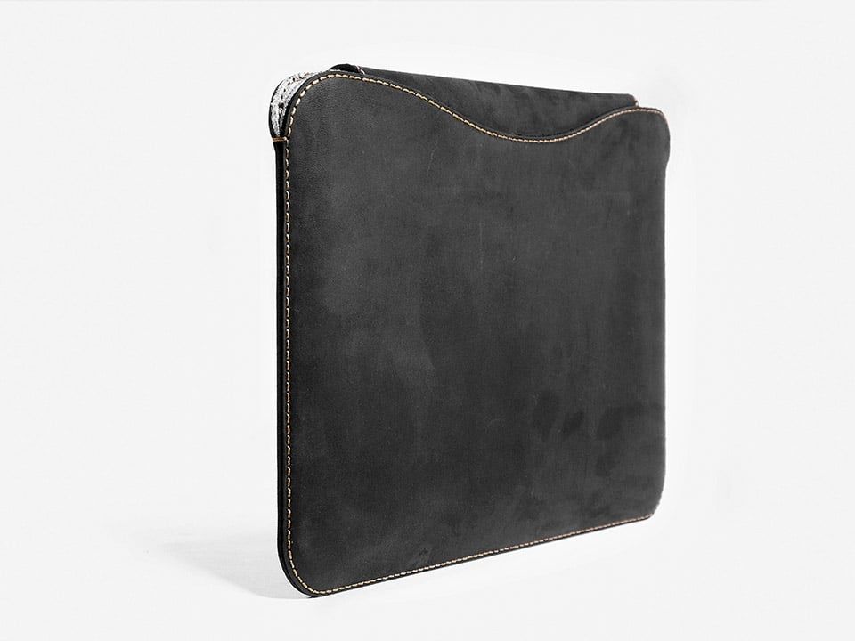 Macbook Air 11″ - Bao da nắp gài