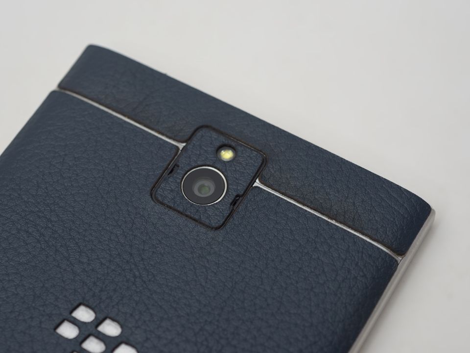  BlackBerry Passport - Dán da điện thoại 