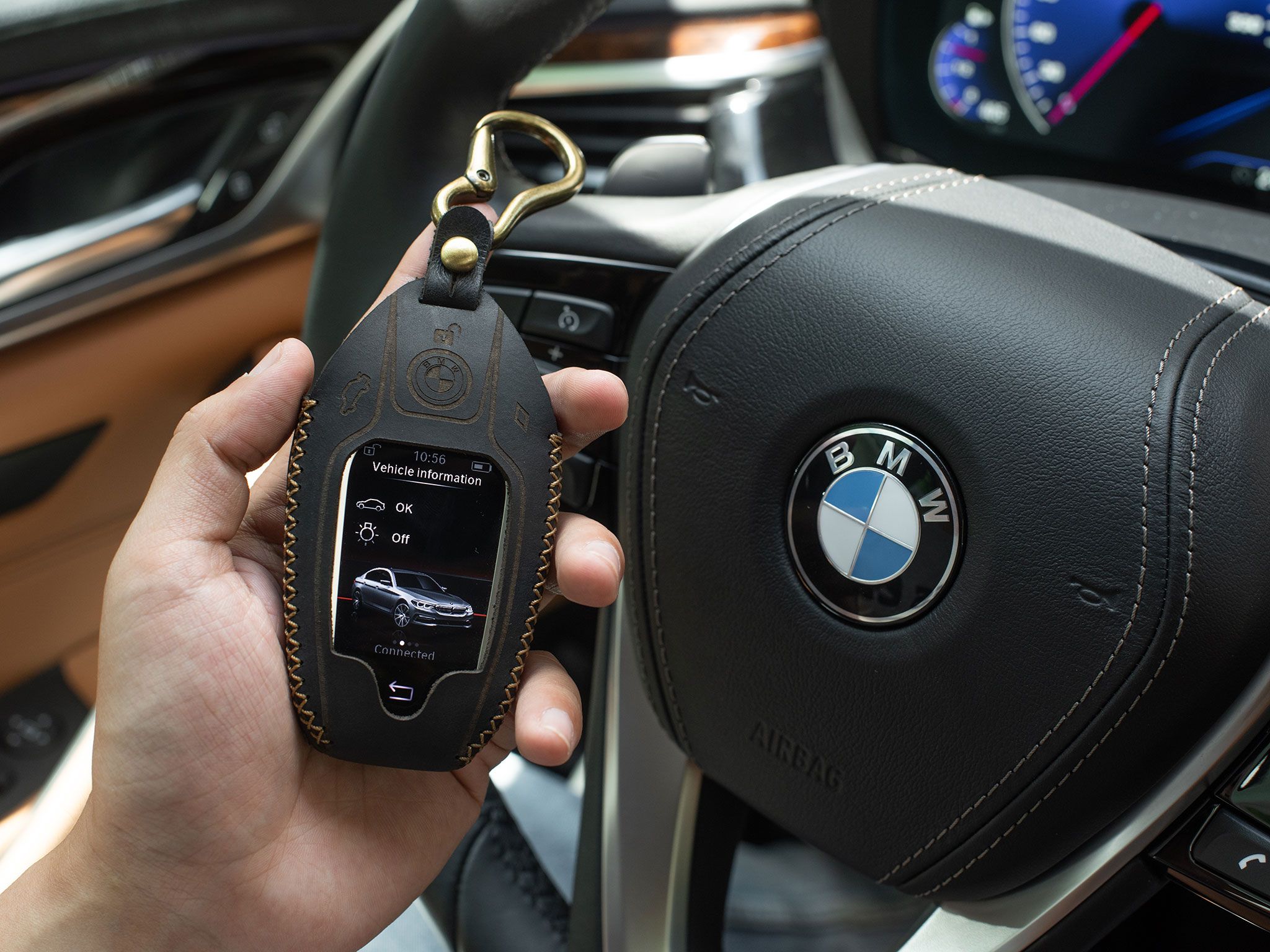 BMW series 5 - Bao da chìa khoá (móc carabiner)