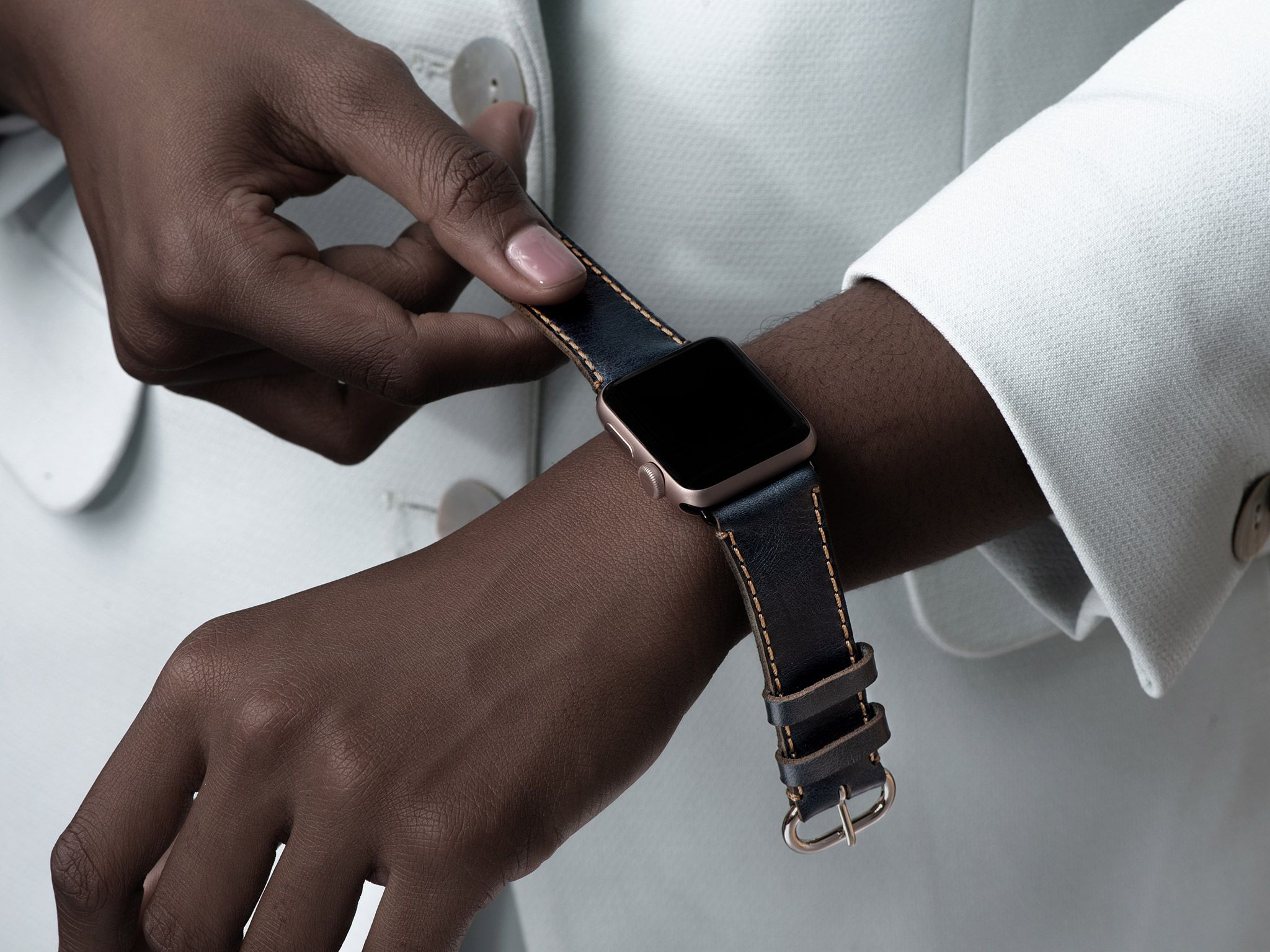 Dây da SEN Apple Watch size lớn (44/46mm) - Adapter Đen