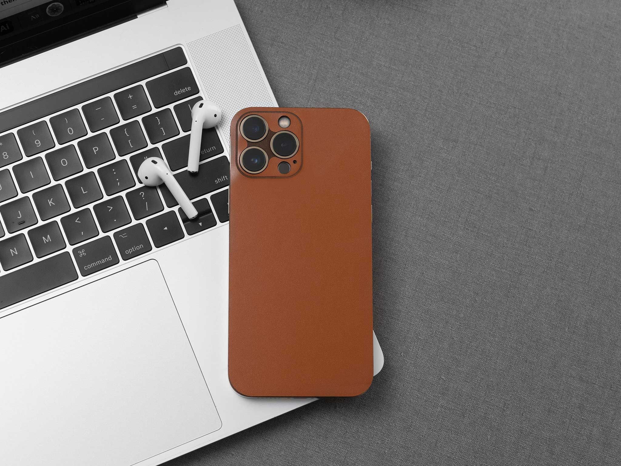iPhone 13 Pro Max - Dán da điện thoại