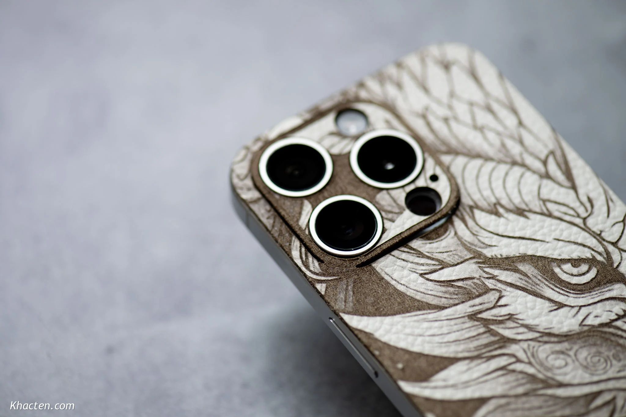 iPhone 16 Series - Dán da khắc Rồng