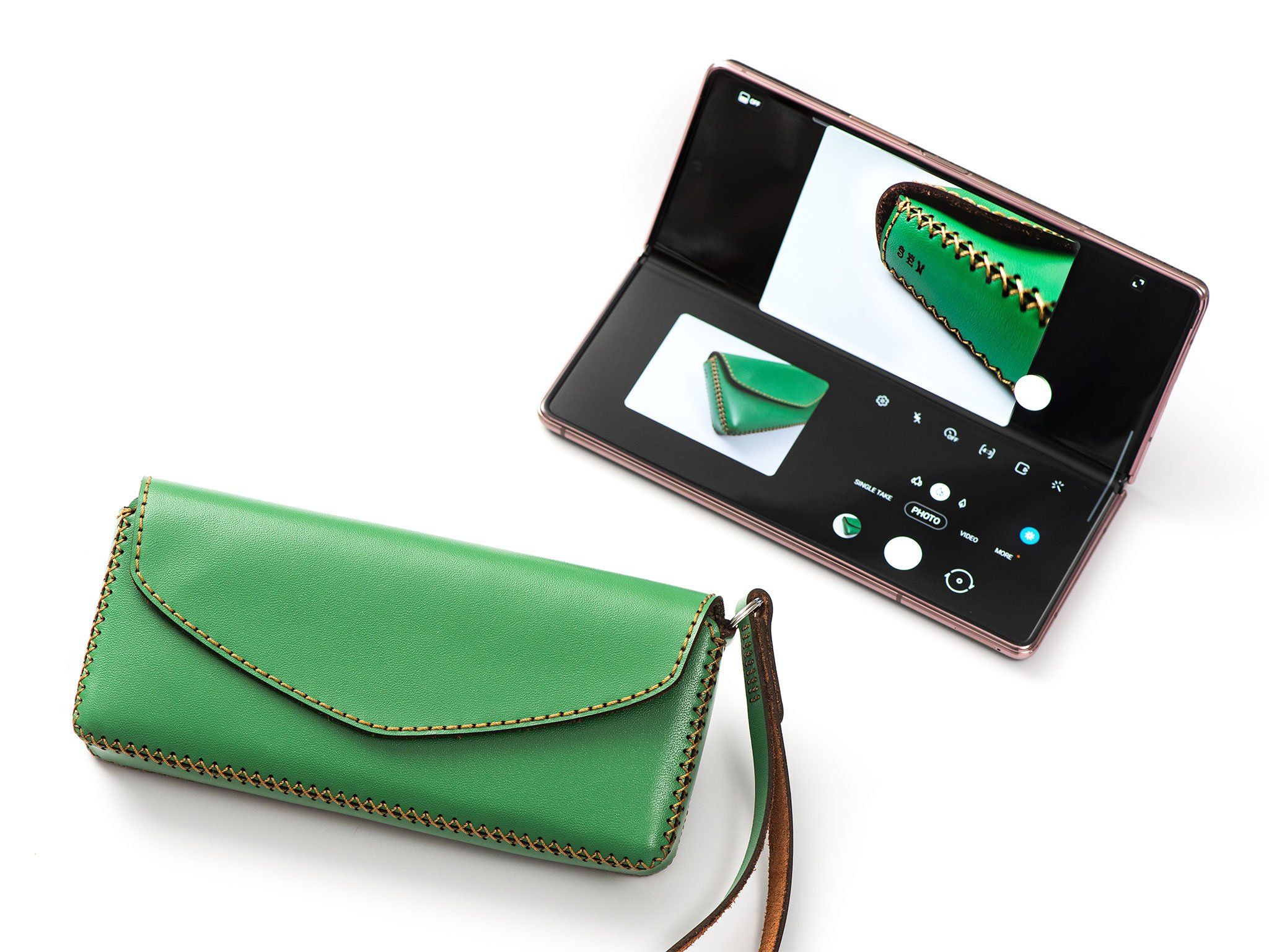 Samsung Galaxy Z Fold2 - Ví da nắp nhọn