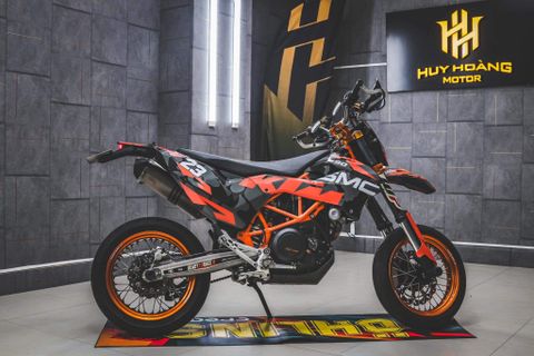 KTM 690 SMC - 010323