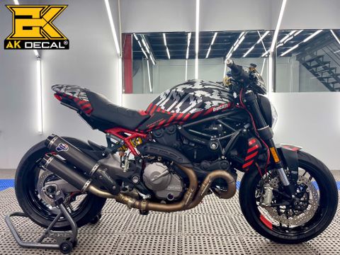 Ducati Monster 937 - 160423