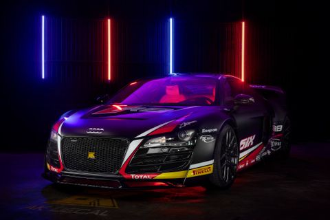 AUDI R8 - 01