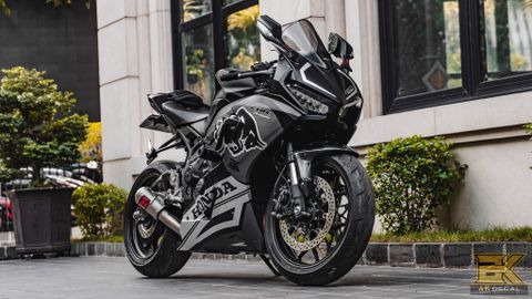 HONDA CBR 1000RR - 08