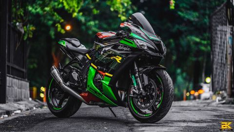 KAWASAKI ZX10R - 024