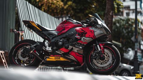 HONDA CBR 1000RR - 04