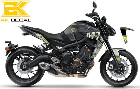 YAMAHA MT09 - DEMO 05