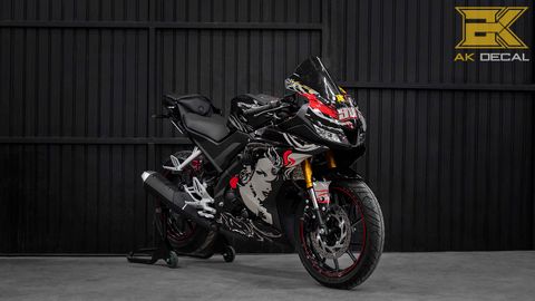 YAMAHA R15 - 009