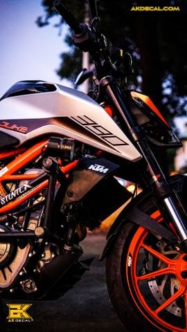 KTM DUKE 390 - 101021