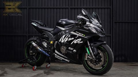 KAWASAKI ZX10R - 05