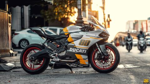 DUCATI PANIGALE 899 - 001