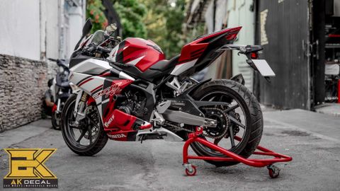 HONDA CBR 250RR - 08