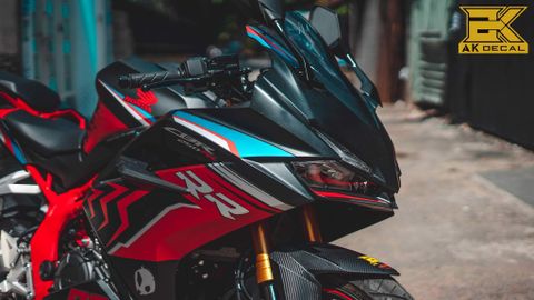 HONDA CBR 250RR - 09