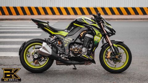 KAWASAKI Z1000 - 018