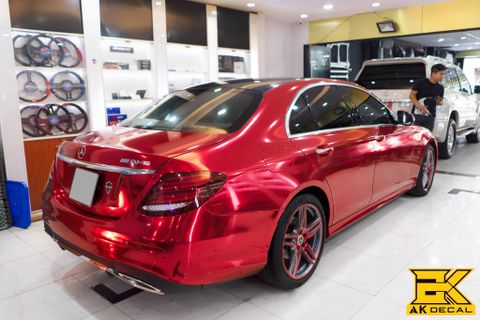 MERCEDES C300 - 02 WRAP RED CHROME