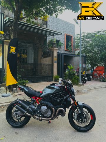 DUCATI MONSTER 937 - 010623