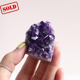 Hốc đá thạch anh tím - Amethyst cluster