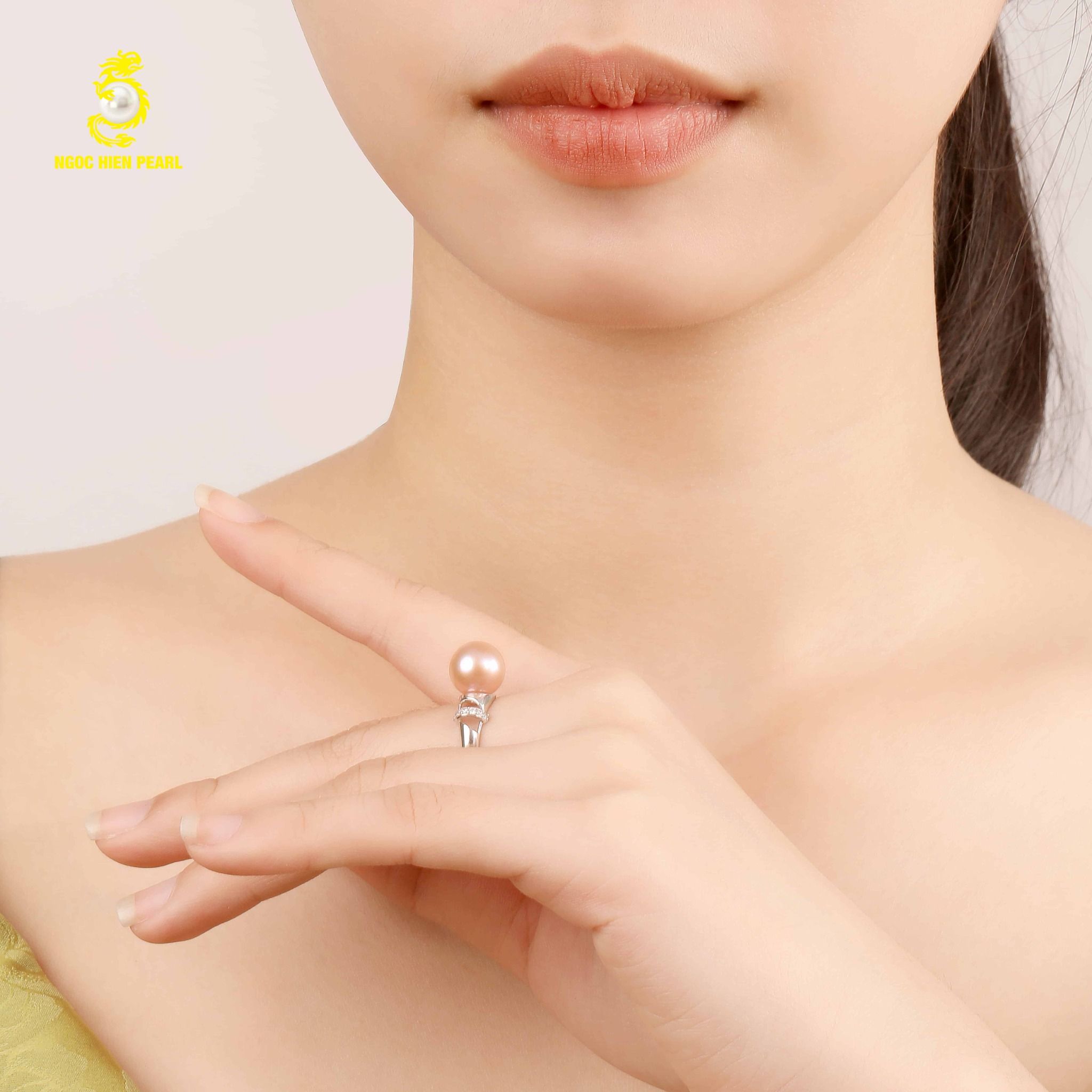 Nhẫn ngọc trai kết hợp vàng 18k GR0507