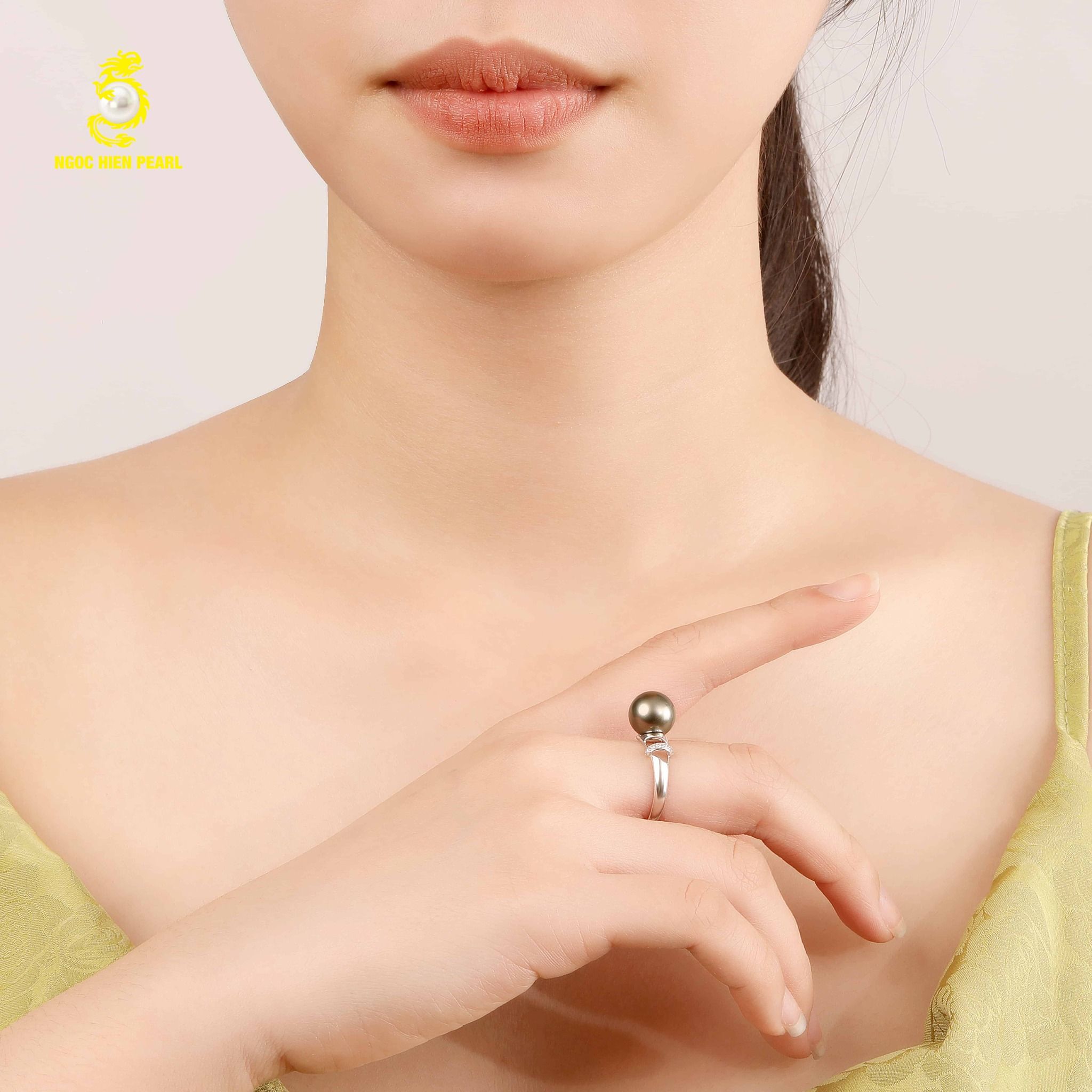 Nhẫn ngọc trai kết hợp vàng 18k GR0507