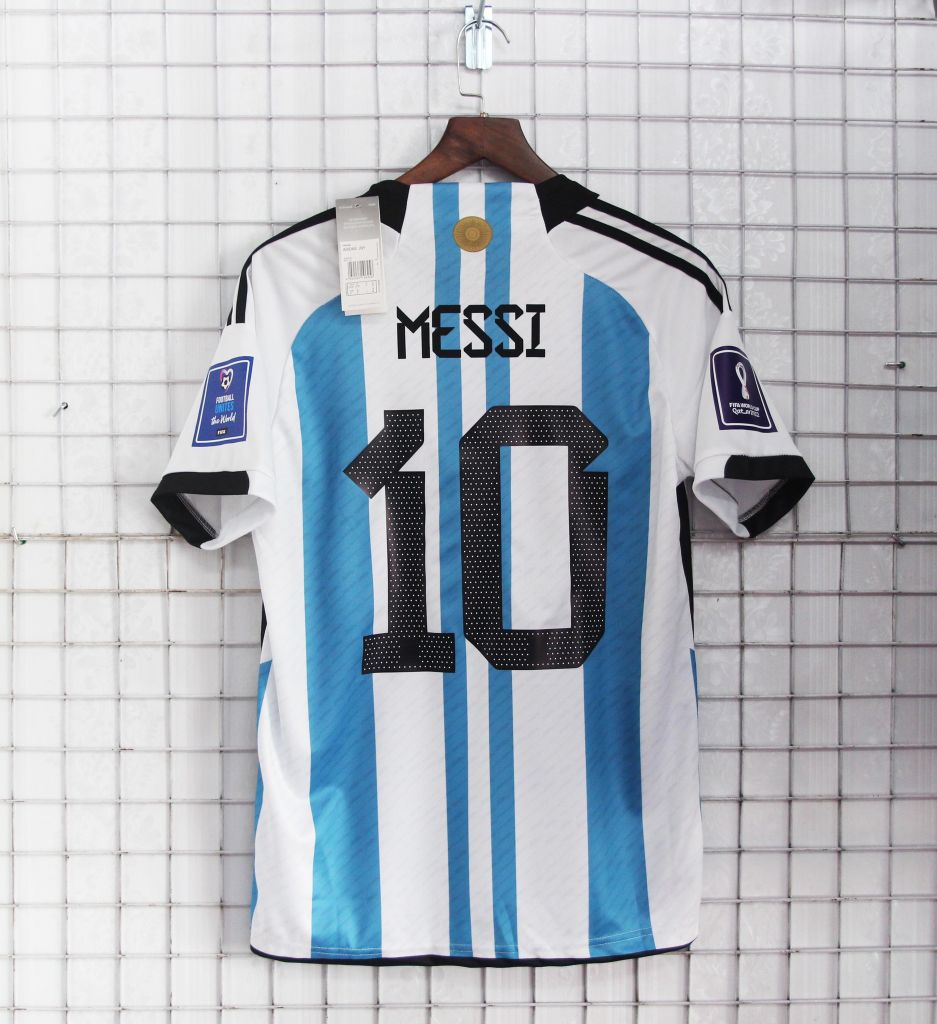 Bộ Messi 10 Argentina 2022 - 2023 sân nhà hàng thái lan bản fans
