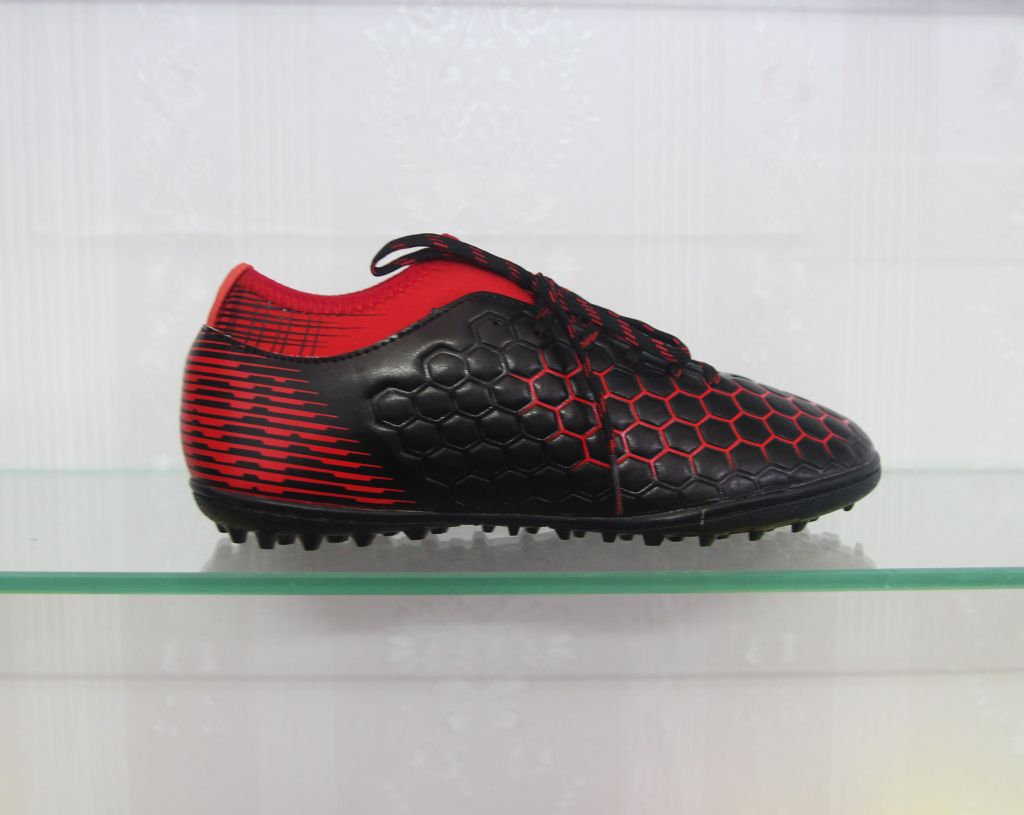 Giày bóng đá Mira Hunter sân cỏ nhân tạo (TF) màu đen