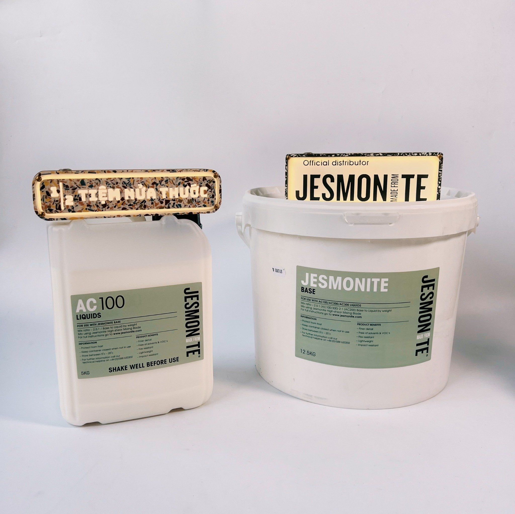 Jesmonite AC100 - 17.5kg (chỉ 310k/kg) - Bao bì chính hãng