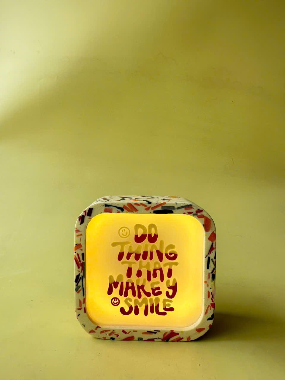 Đèn Jesmonite Lightbox - Vuông - Custom chữ / màu sắc