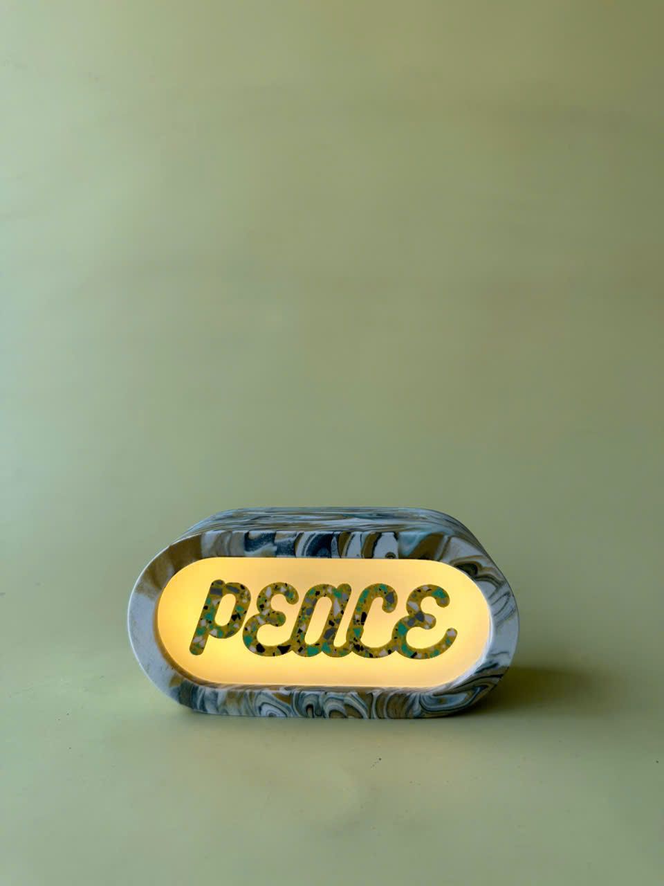 Đèn Jesmonite Lightbox - Mini Oval - Custom chữ / màu sắc