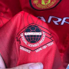 ÁO ĐẤU MANCHESTER UNITED SÂN NHÀ MÙA GIẢI 1996/97