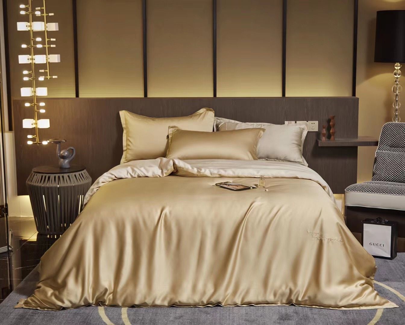 Bộ Chăn Ga Tencel 80S Freemonde Phối Vàng - Kem