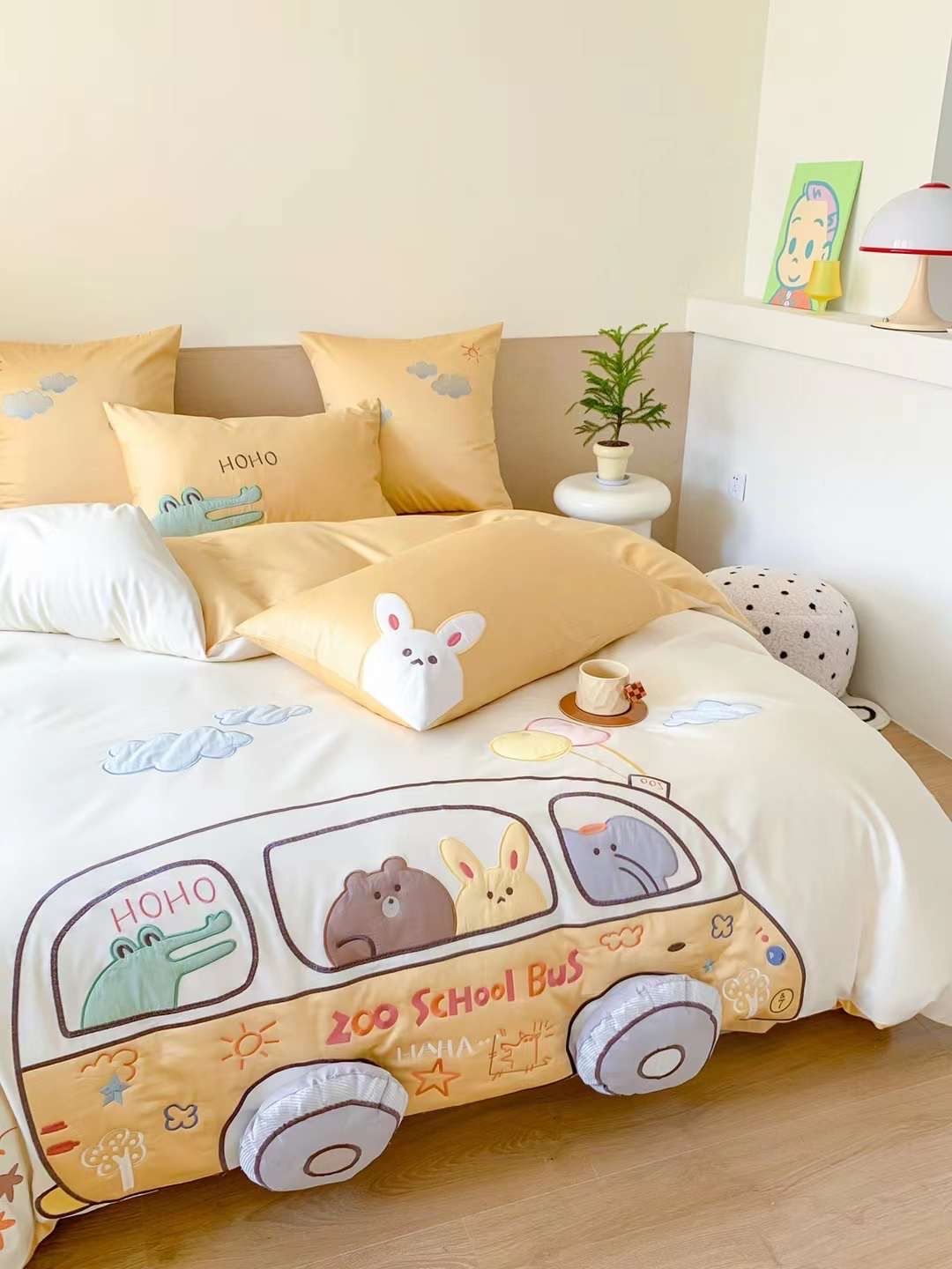 Bộ Chăn Ga Lụa Satin 100s Cho Bé - Xe Bus Vàng