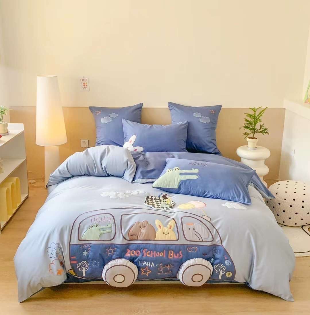 Bộ Chăn Ga Lụa Satin 100s Cho Bé - Xe Bus Xanh