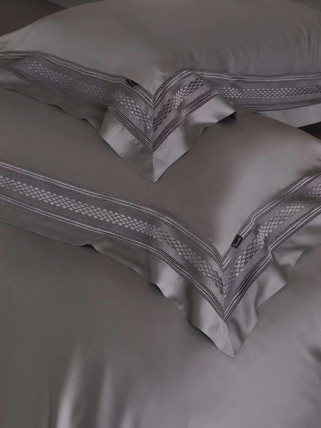 BỘ CHĂN GA TENCEL 120S FREEMONDE 2024 - MÀU XÁM