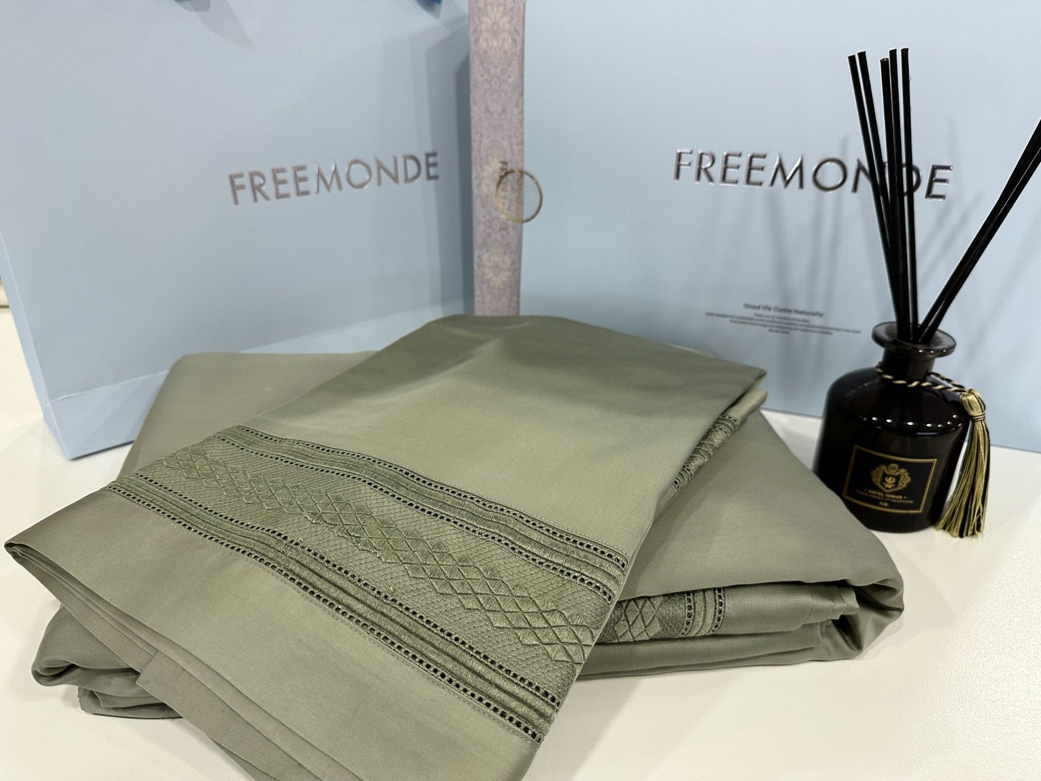 BỘ CHĂN GA TENCEL 120S FREEMONDE 2024 - MÀU XÁM XANH