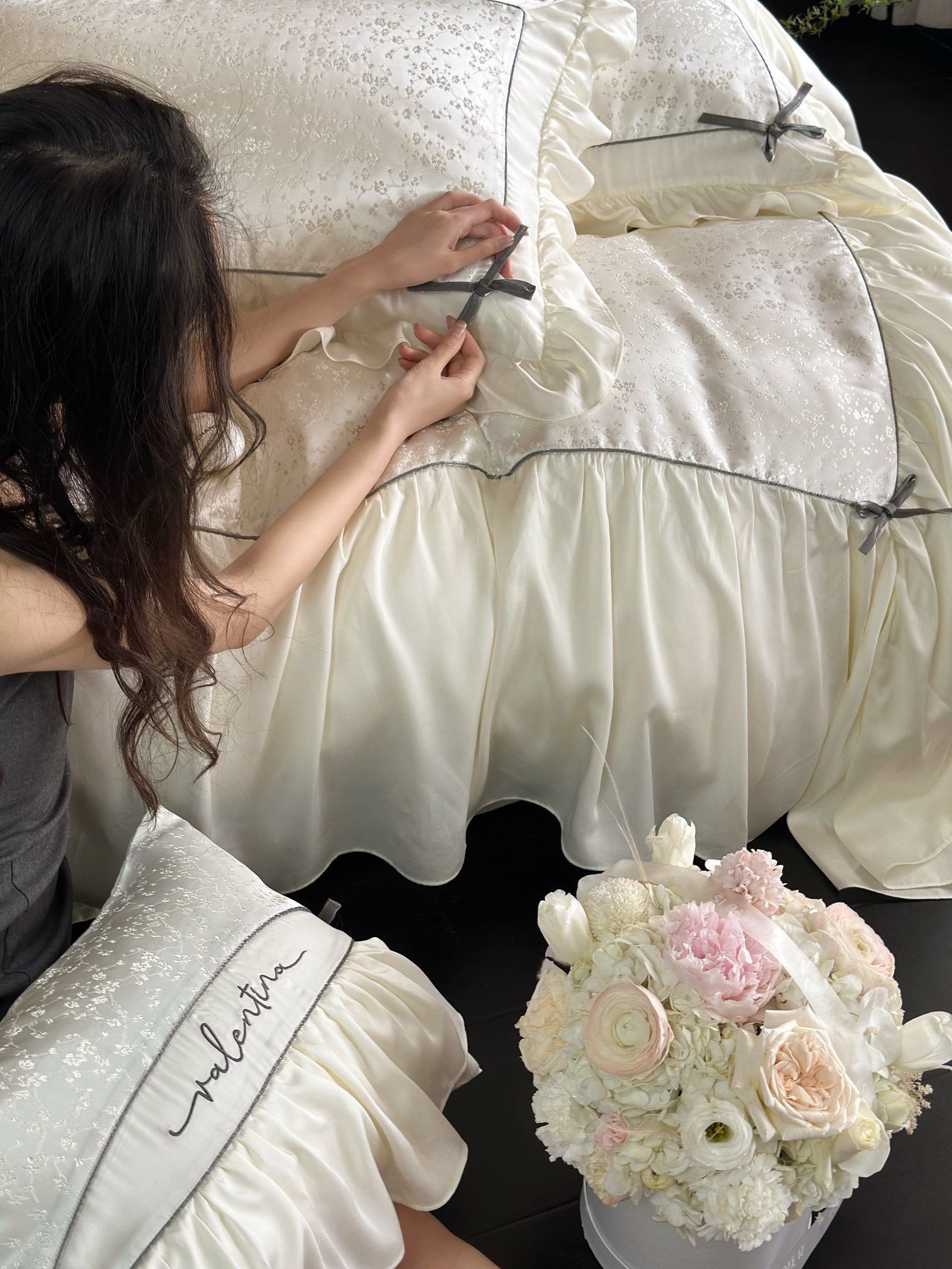 Tencel Young YZ Viền Hoa - Màu Kem