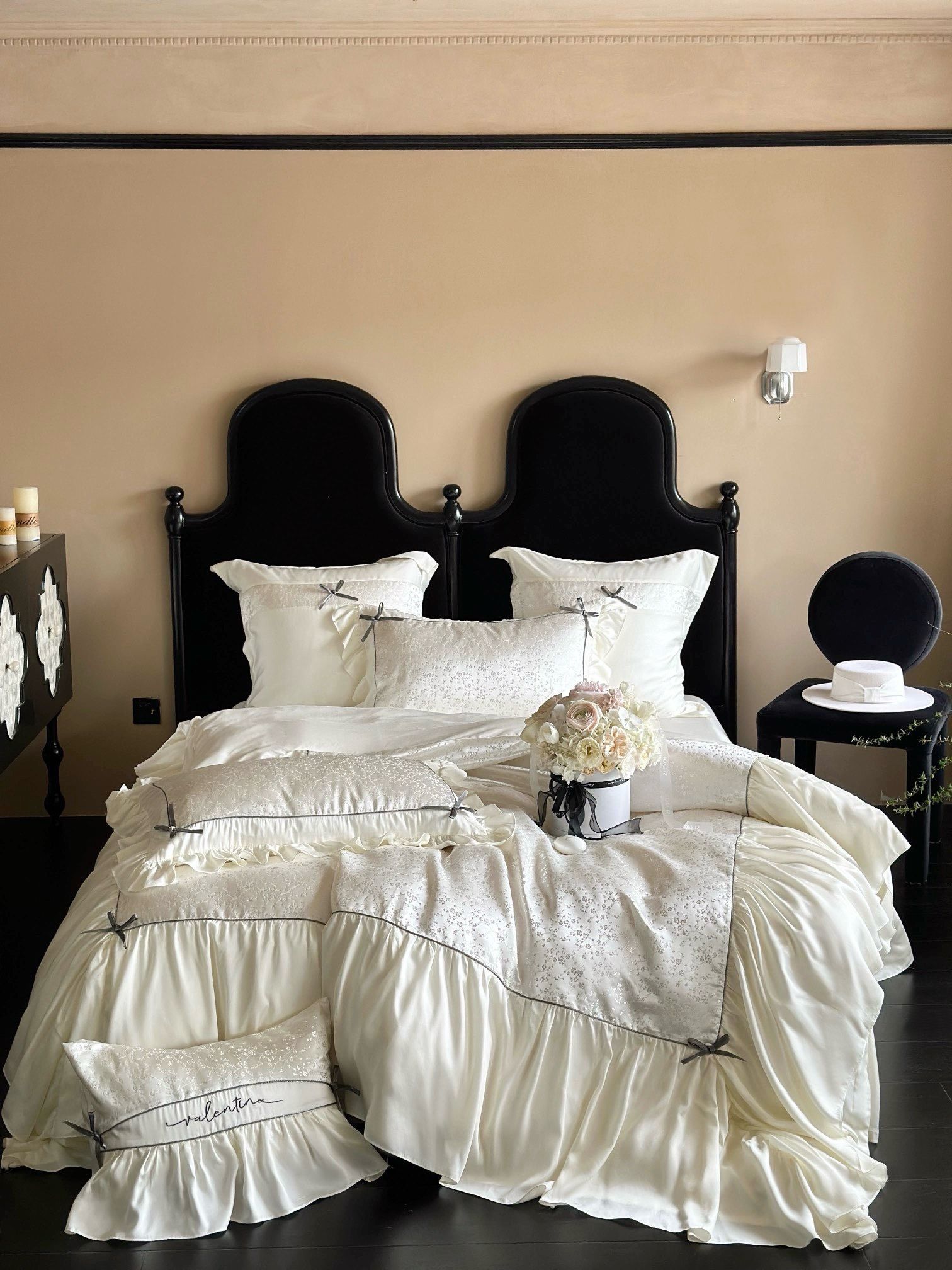 Tencel Young YZ Viền Hoa - Màu Kem