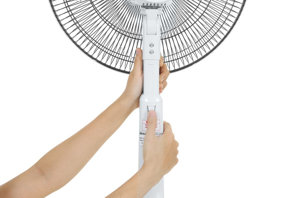 PJ-L40RV-WH - Quạt Lửng Sharp _ Có Remote