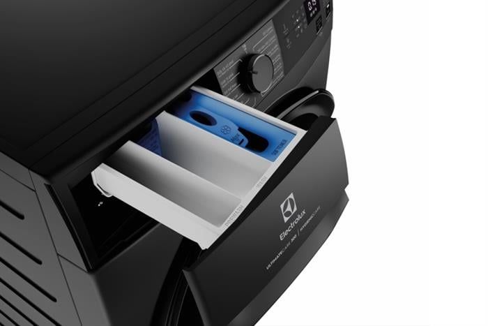 EWF1024D3SC - Máy giặt Electrolux UltimateCare 300 Inverter _ 10 kg