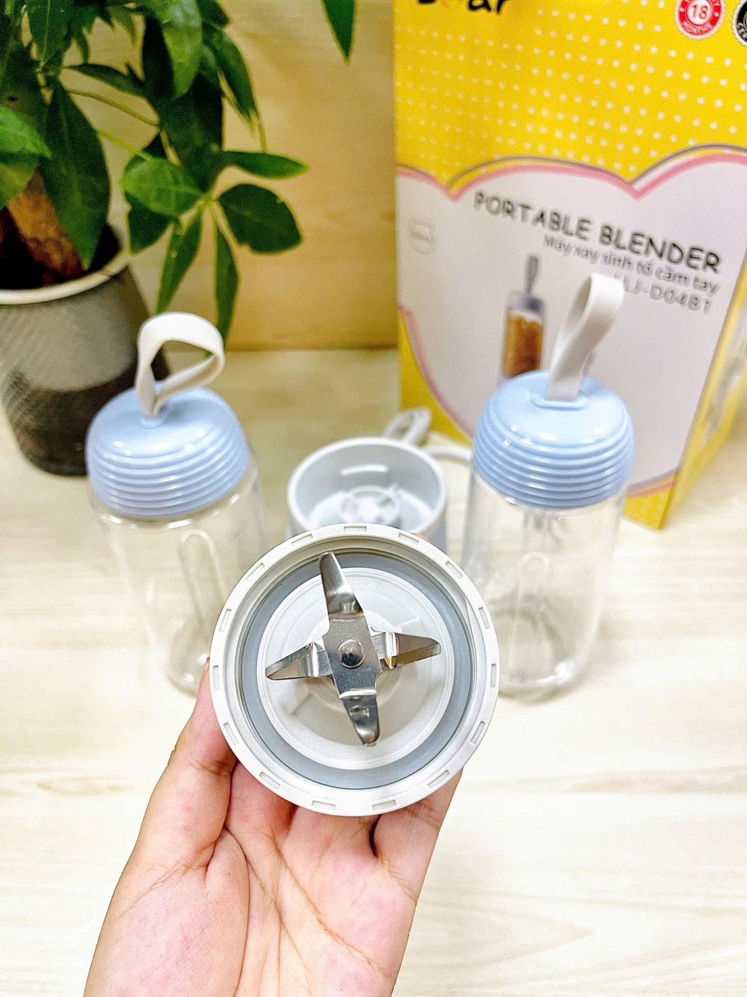 LLJ-D04B1 - Máy xay sinh tố cầm tay Bear _ 150W