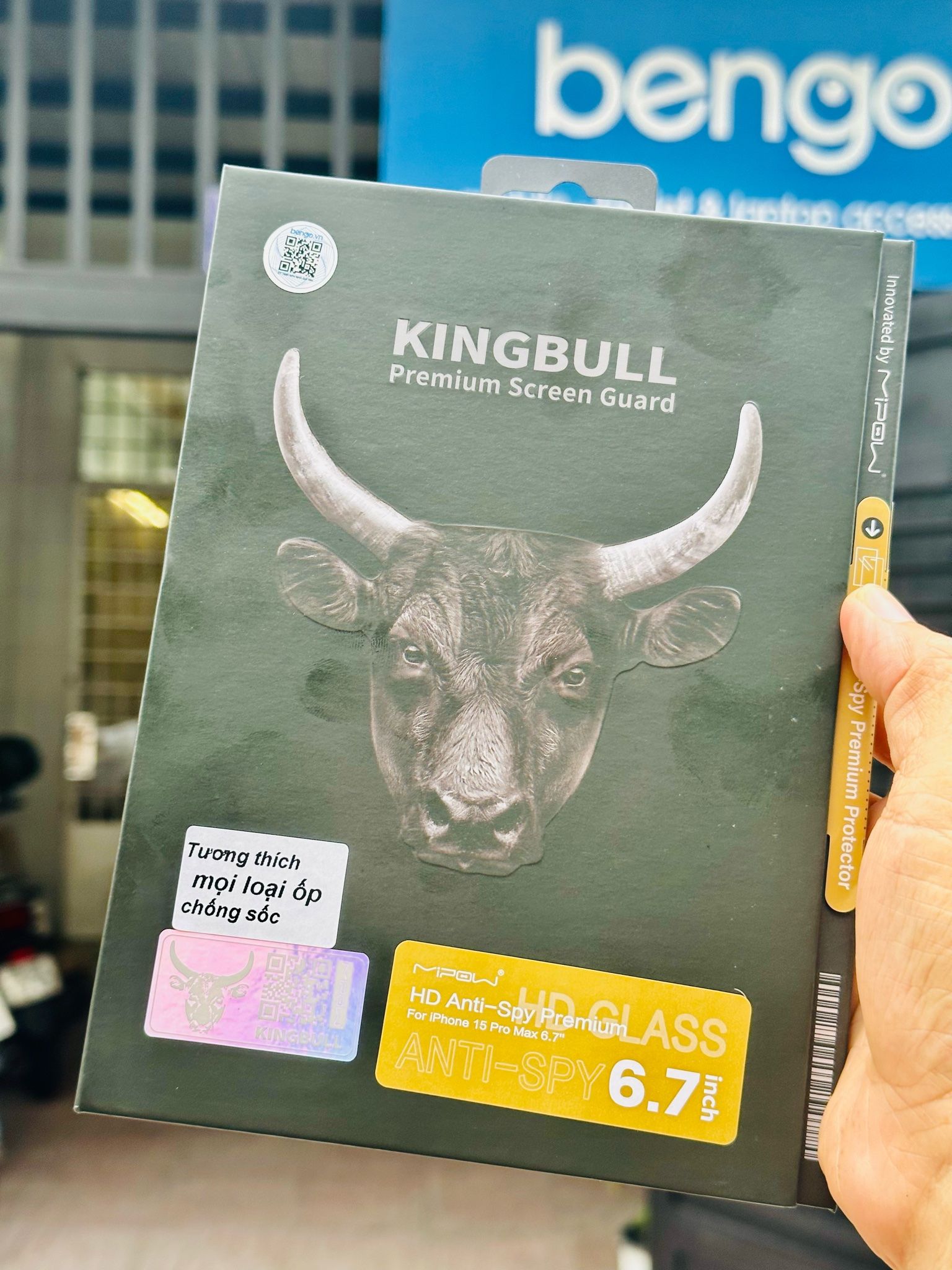Dán cường lực iPhone 15 Pro Max Mipow Kingbull HD Chống Nhìn Trộm