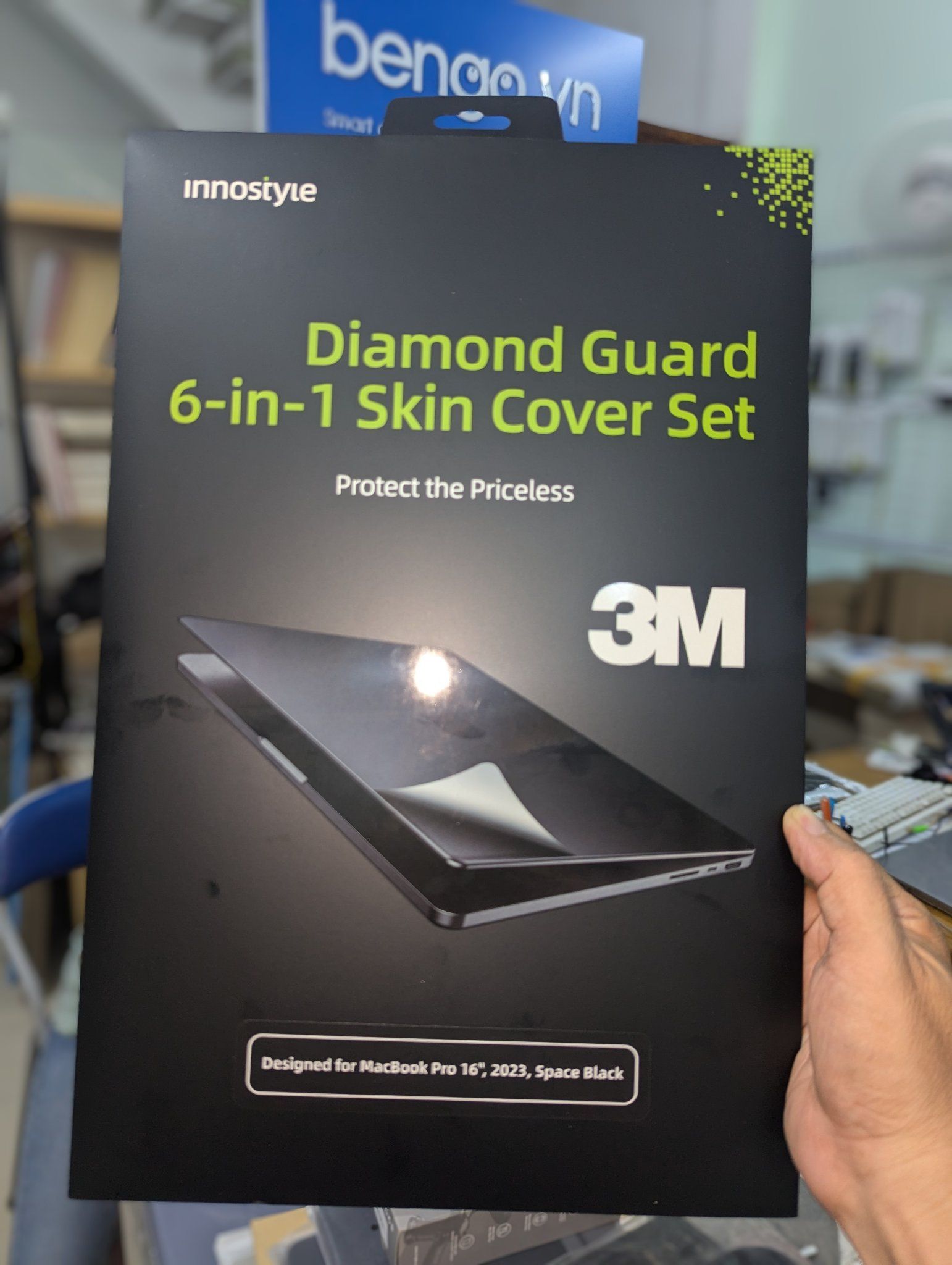 Bộ dán 3M INNOSTYLE Diamond Guard 6 in 1 cho Macbook Pro 16